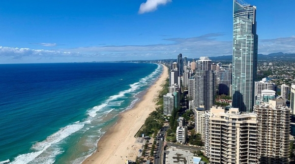 Surfers Paradise có gì? Khám phá bãi biển nổi tiếng Gold Coast