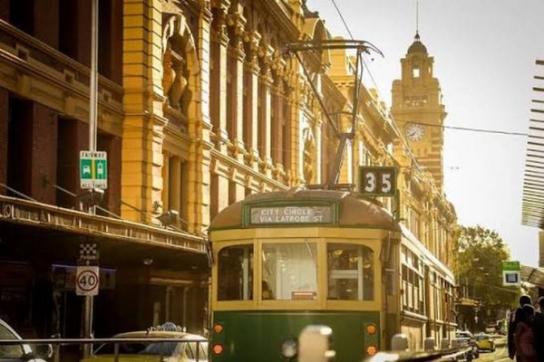 Đi lại tại Melbourne: Tram, train và khu vực Free Tram Zone