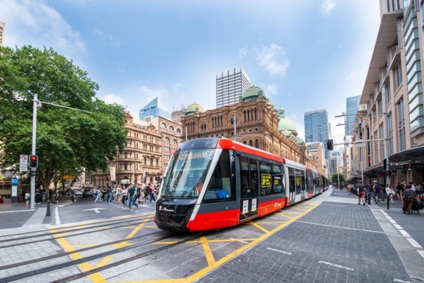 Đi lại tại Sydney: Train, bus, light rail và ferry dùng thế nào?