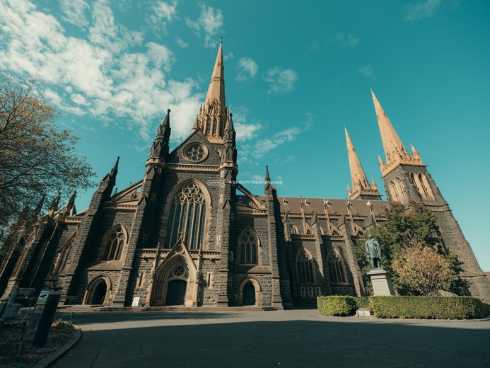 Nhà Thờ St Patrick Melbourne: Kiến Trúc Gothic Nổi Bật