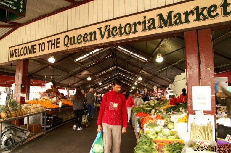 Queen Victoria Market Melbourne: Khám Phá Khu Chợ Nổi Tiếng