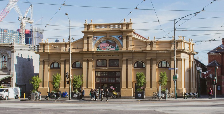 Queen Victoria Market Melbourne: Khám Phá Khu Chợ Nổi Tiếng